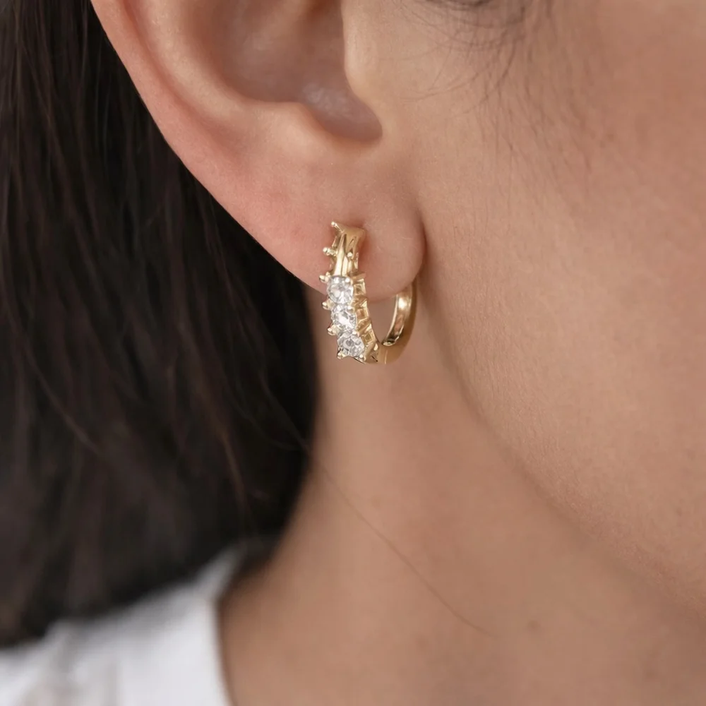 Unbranded 14k gold